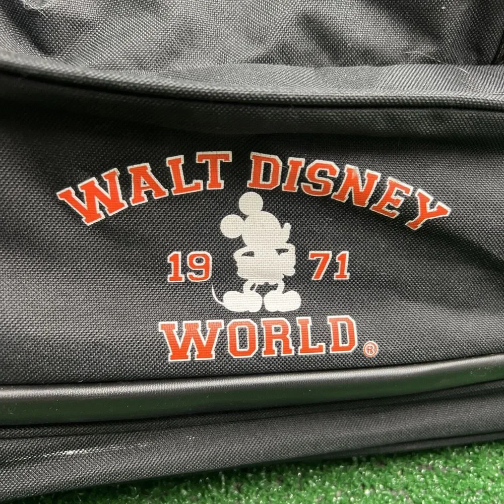Walt Disney 1971 World Black‎ Two Rolling Wheeled Duffle Bag See Pictures
